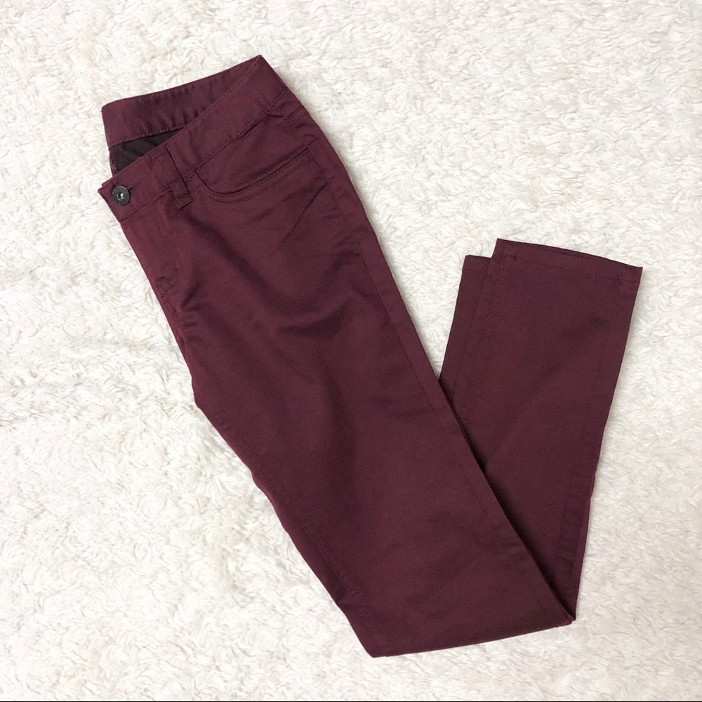 Giordano Blues Burgundy/ Maroon Skinny Pants